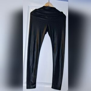Milkyway Stylish Faux Leather Leggings (M)